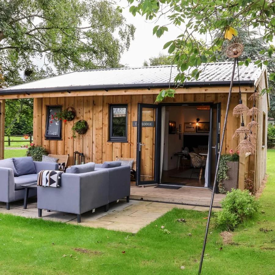 Meadows Lodge York Exterior photo